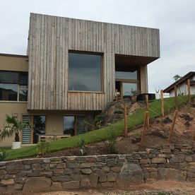 Projekt Haus mit Holzoptik